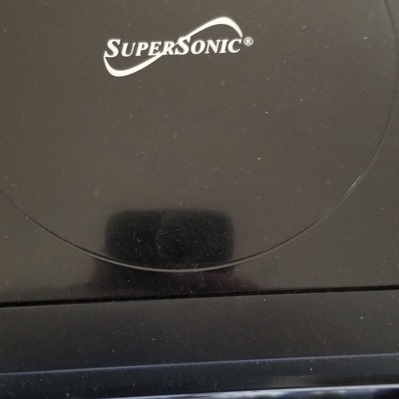 Super sonic portable Karaoke machine and CDs - Picture 2 of 6